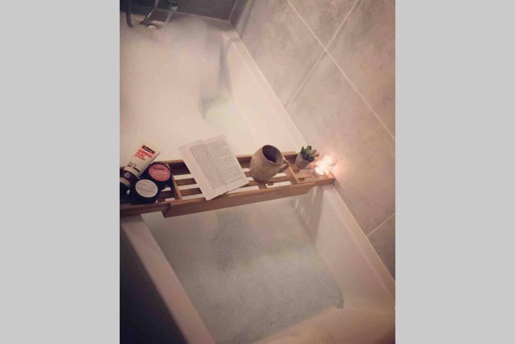 Artist - City Center - Bathtub - Terrasse - Full *