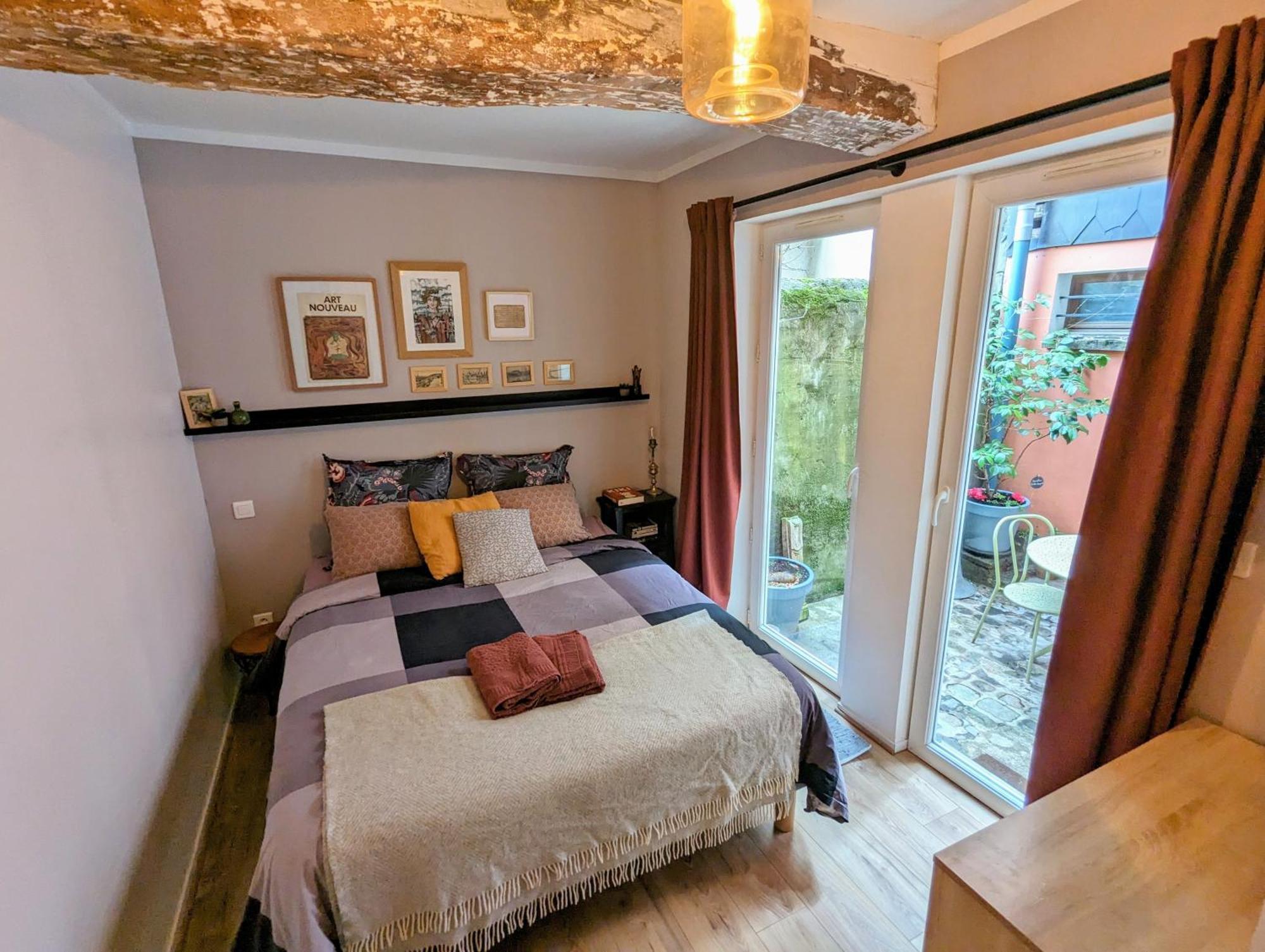 Artist - City Center - Bathtub - Terrasse - Full Appartement